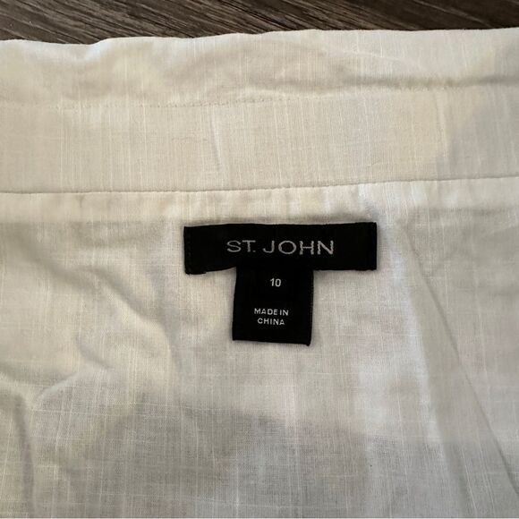 St. John Off Shoulder Blouse - Picture 3 of 9